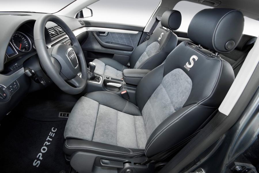 Интерьер Audi RS300 by Sportec (B7, 8E) 2006 года  (фото 10 из 11)